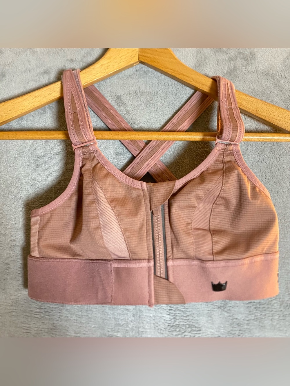 SHEFIT Front-Zip High Support Sports Bra rose 32B